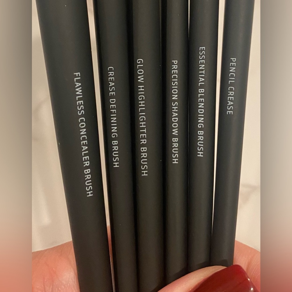 Lithe Everyday Brush Set - Picture 4 of 9